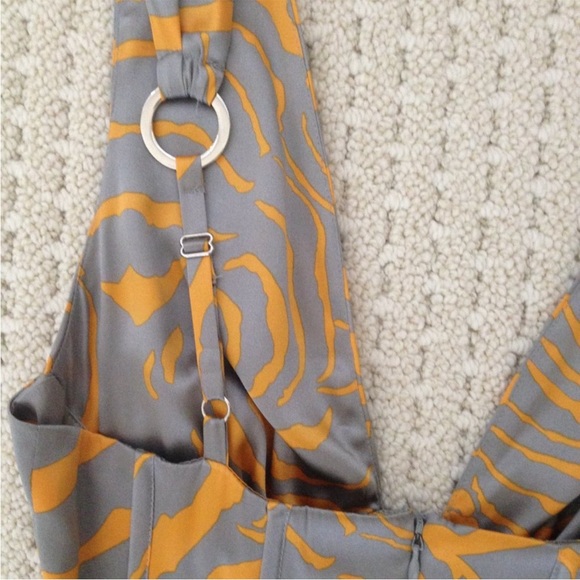 Marciano Silk Top! - Picture 4 of 5